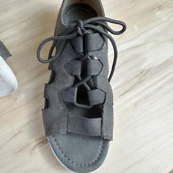 Adrienne Vittadini Sport Peggie Wedge Sandals Grey 7.5 - Picture 5 of 8